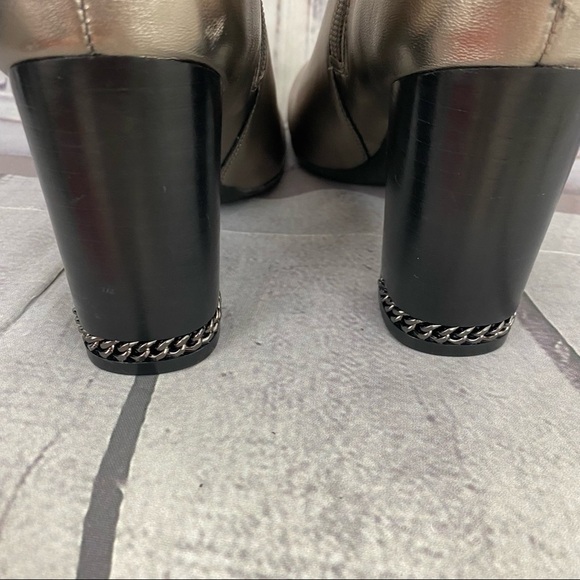 Preston & York Size 7.5M Olina Metallic Leather Chain Heel Chelsea Booties Zip - Picture 12 of 12